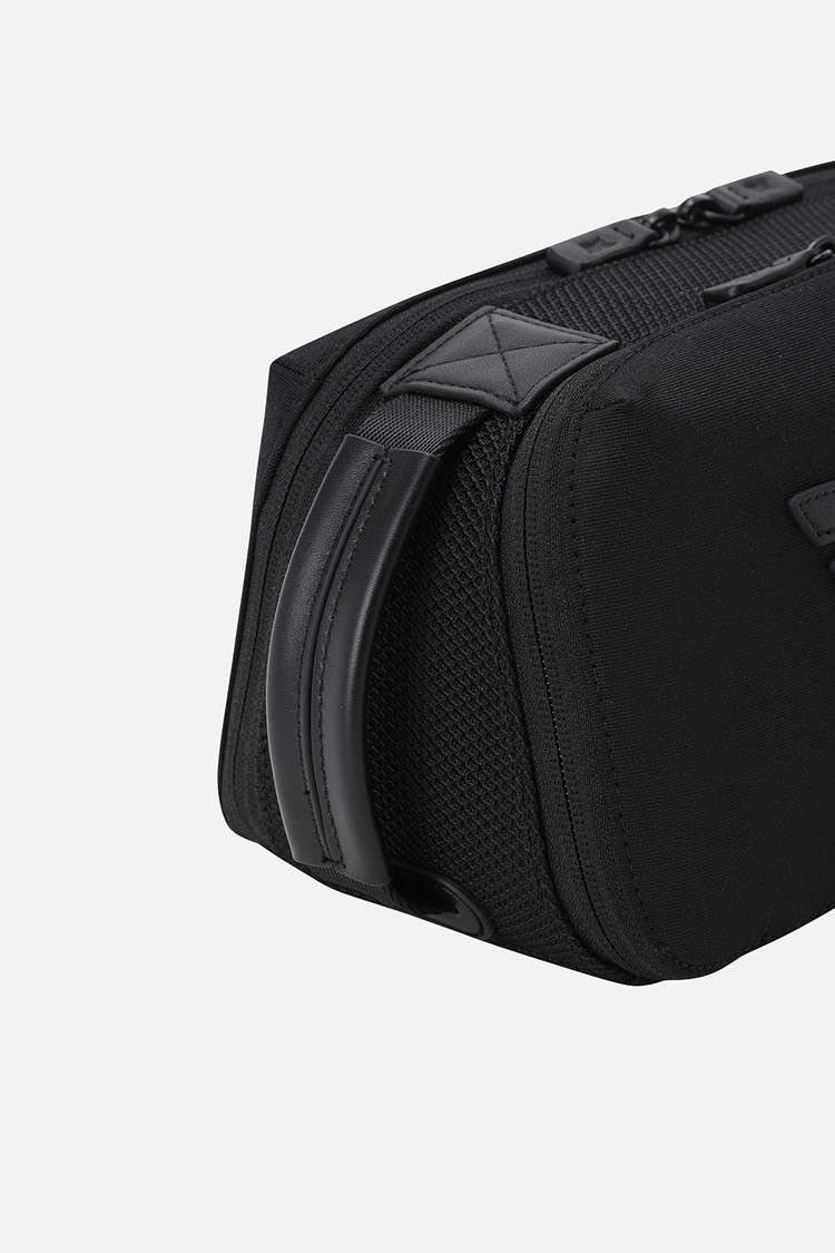 TWO RAIL POUCH PKFPU841121 BLACK 상품 이미지 1