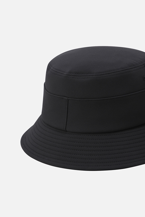 SHORT BUCKET HAT