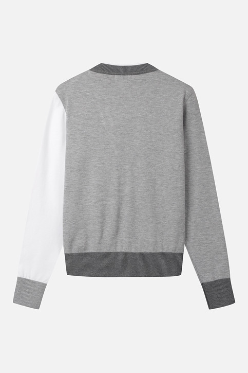 WOMEN V-NECK KNIT CARDIGAN