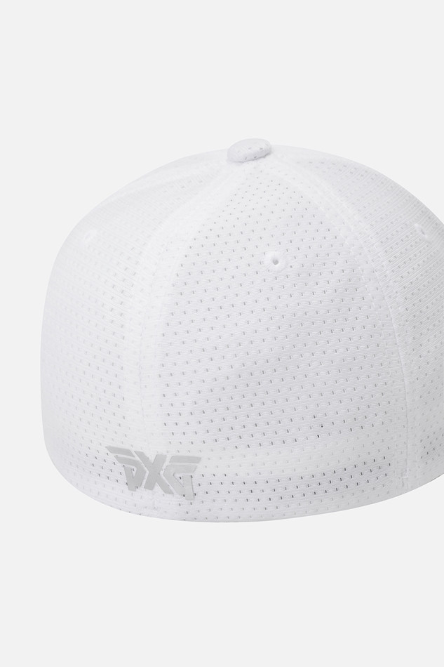 FITTED METAL LOGO MESH CAP