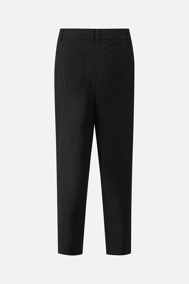 WOMEN SEAMED TAPERED FIT PANTS