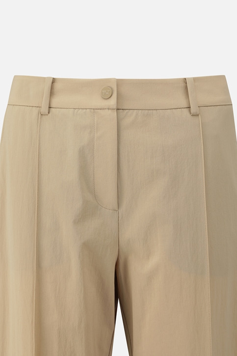 WOMEN SEAMED TAPERED FIT PANTS