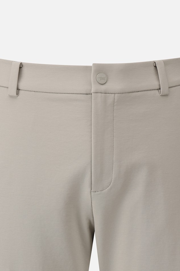 MEN SEMI-TAPERED FIT PANTS