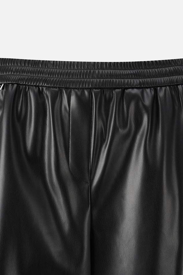 WOMEN LEATHER SET-UP PANTS PKWPW511521 BLACK 상품 이미지 3