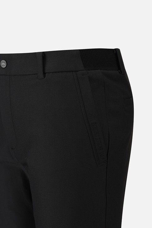 MEN ESSENTIAL SLIM FIT PANTS