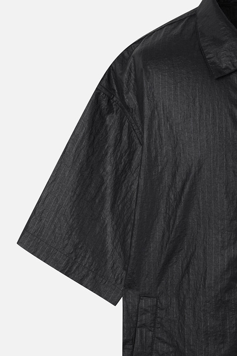 MEN SHORT-SLEEVE JK