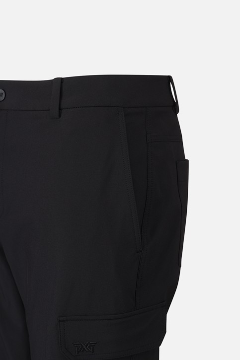 MEN POCKET POINT SEMI-TAPERED FIT PANTS