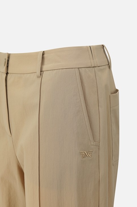 WOMEN SEAMED TAPERED FIT PANTS