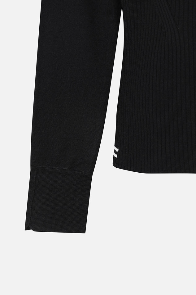 WOMEN HIGH NECK SWEATER