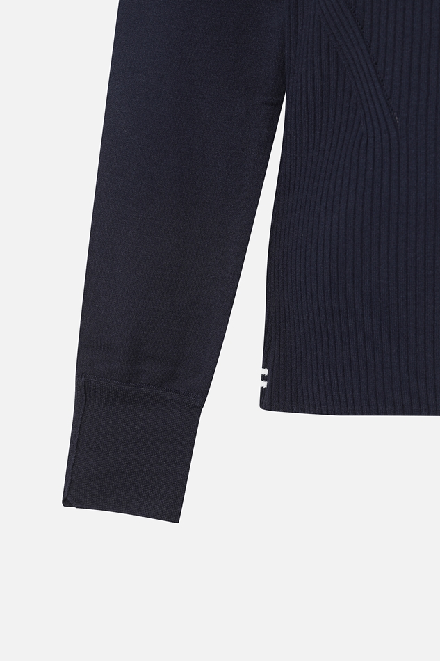 WOMEN HIGH NECK SWEATER