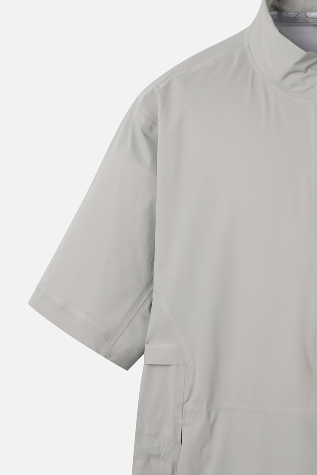 SUMMER SHORT-SLEEVED RAIN JACKET