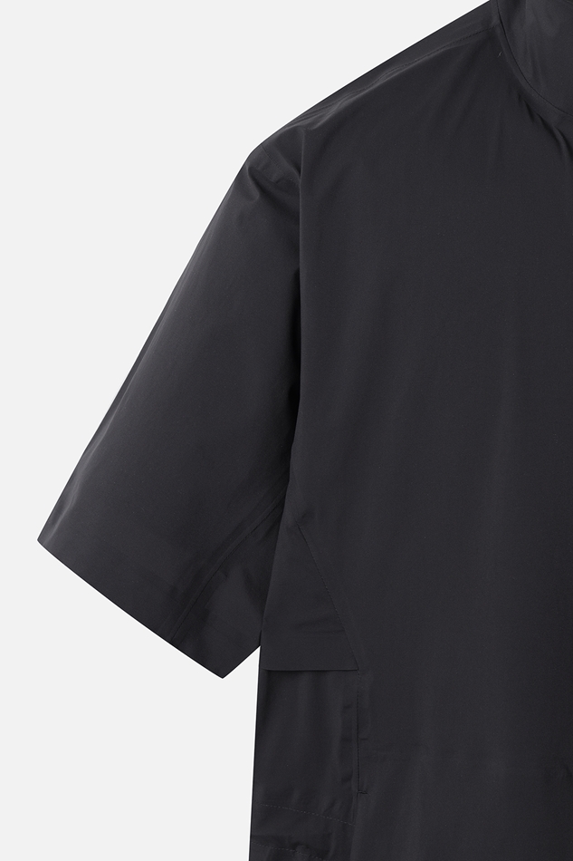 SUMMER SHORT-SLEEVED RAIN JACKET