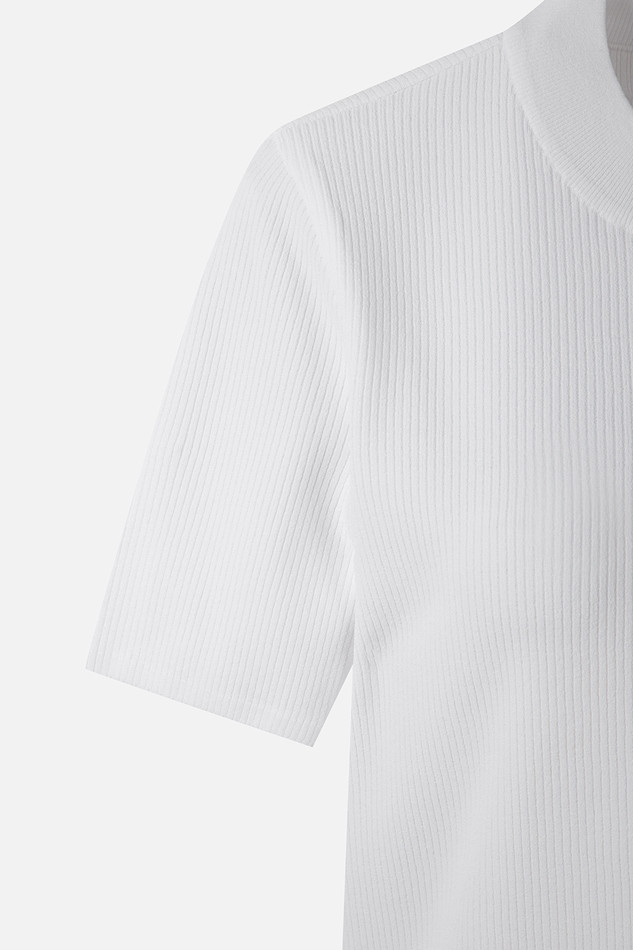 WOMEN SHORT SLEEVE MOCK NECK SWEATER