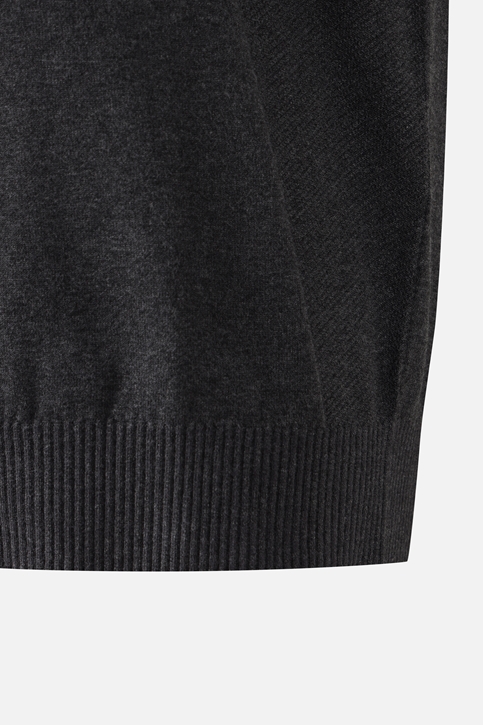 MOCK NECK SWEATER