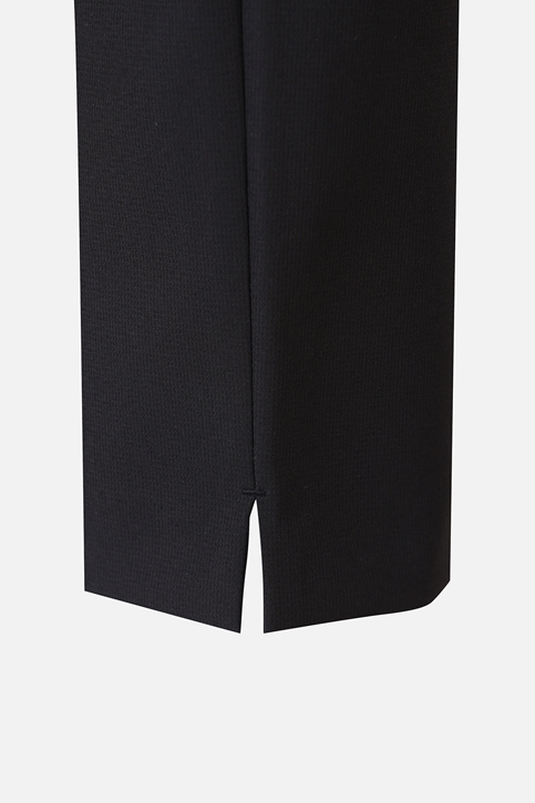 WOMEN BASIC STRAIGHT PANTS