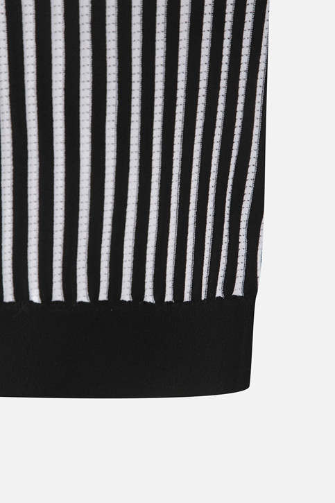 WOMEN COLLARED KNIT SLEEVELESS