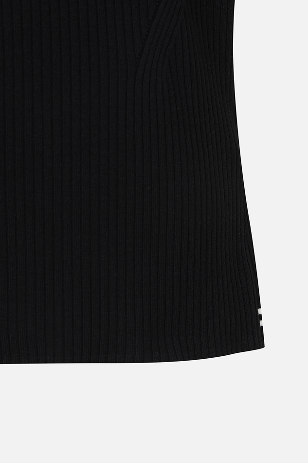 WOMEN HIGH NECK SWEATER