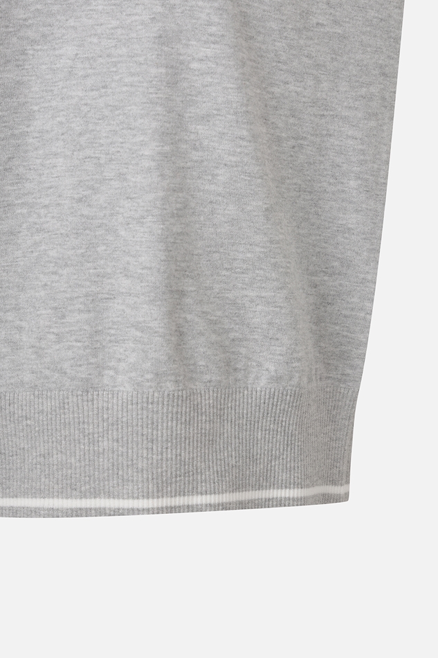 WOMEN COLOR BLOCK SWEATER