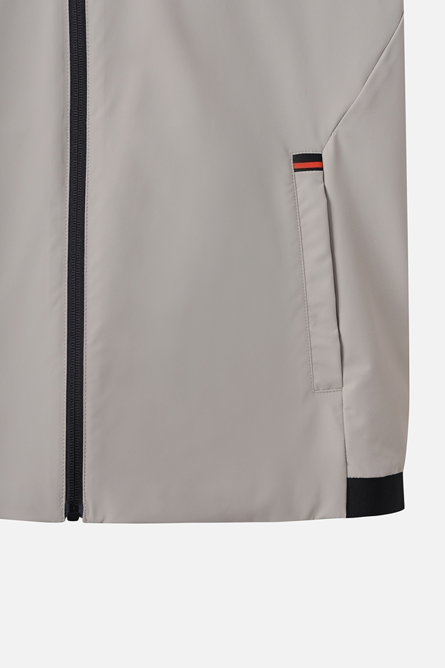 PERFORMANCE SWING JACKET