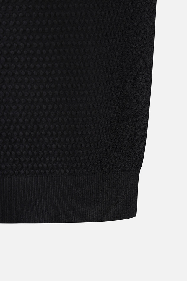 MEN TEXTURED SHORT-SLEEVED SWEATER