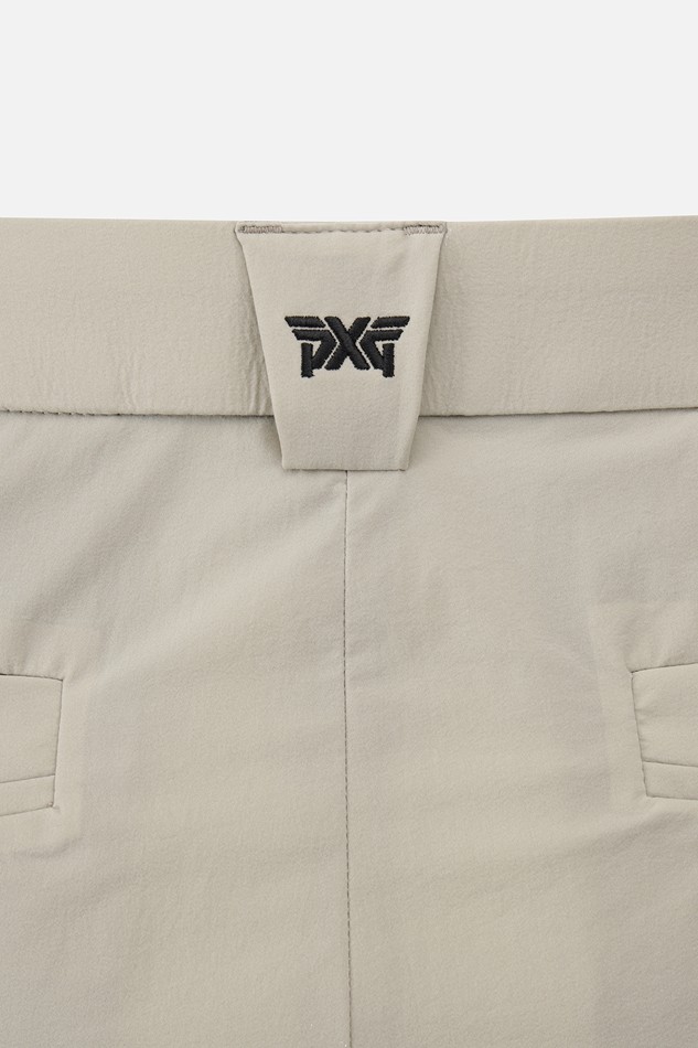 MEN ESSENTIAL TAPERED FIT PANTS