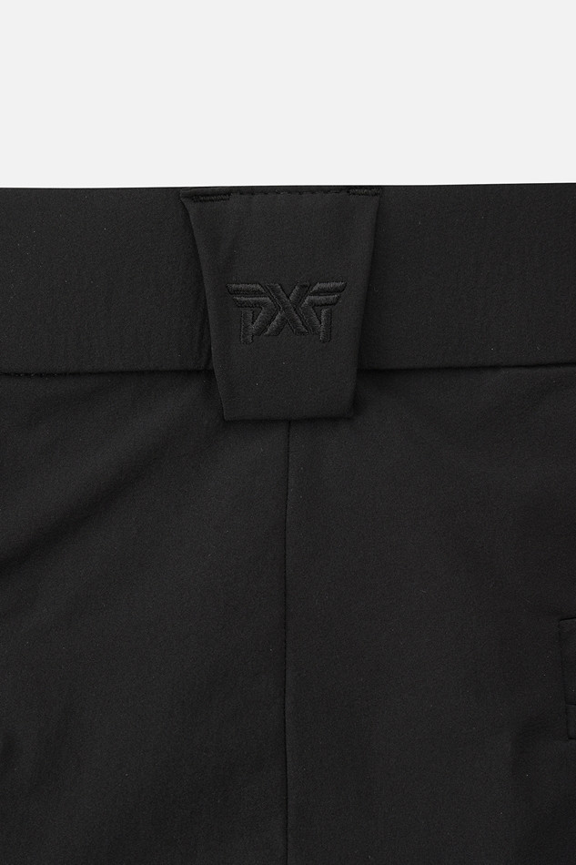 MEN ESSENTIAL TAPERED FIT PANTS