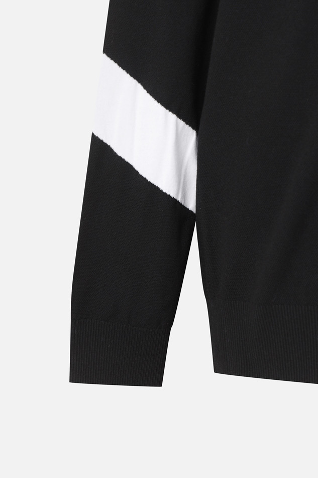 MEN HALF ZIP-UP SWEATER