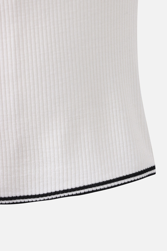 WOMEN SLIM COLLARED SWEATER