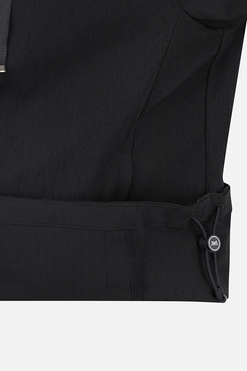 WOMEN TEXTURED HALF-ZIP HOODIE
