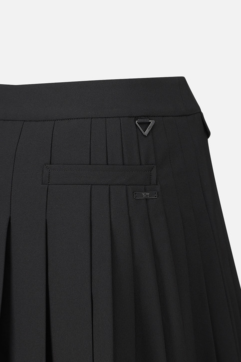 WOMEN PLEATED SKIRT