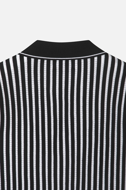 WOMEN COLLARED KNIT SLEEVELESS