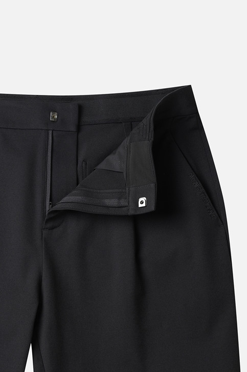 MEN TAPERED FIT PANTS