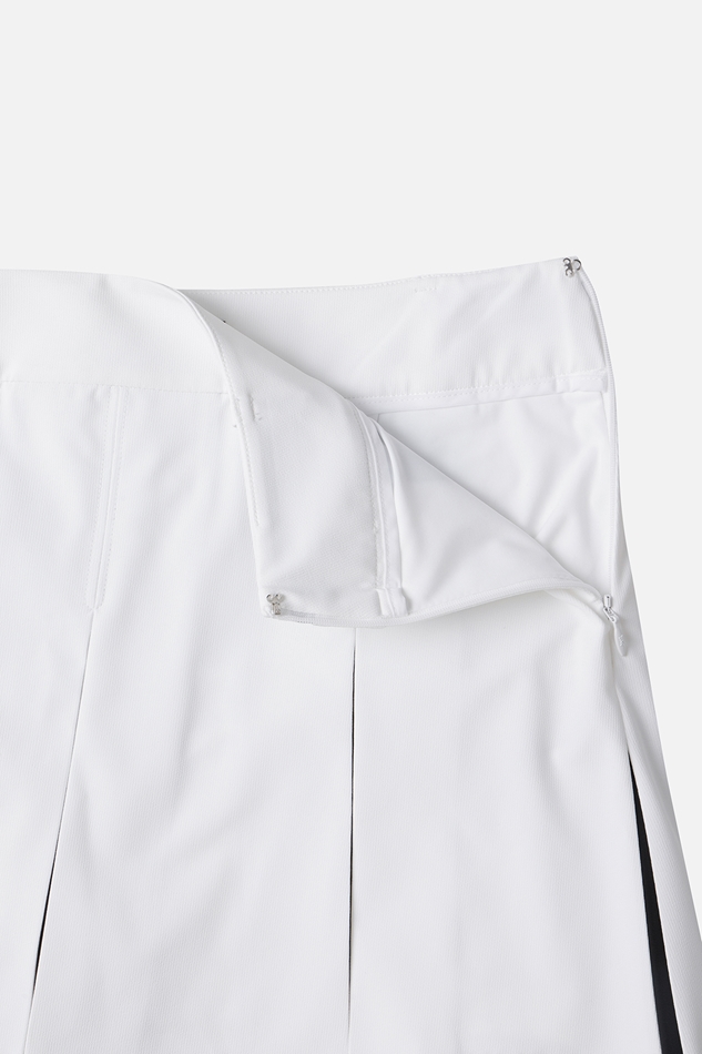 WOMEN PLEATED SKIRT