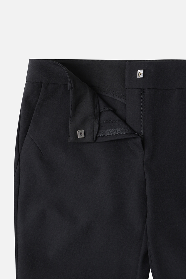 WOMEN HIP-UP BOOTS CUT PANTS