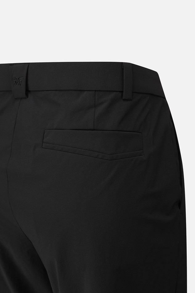 MEN ESSENTIAL TAPERED FIT PANTS