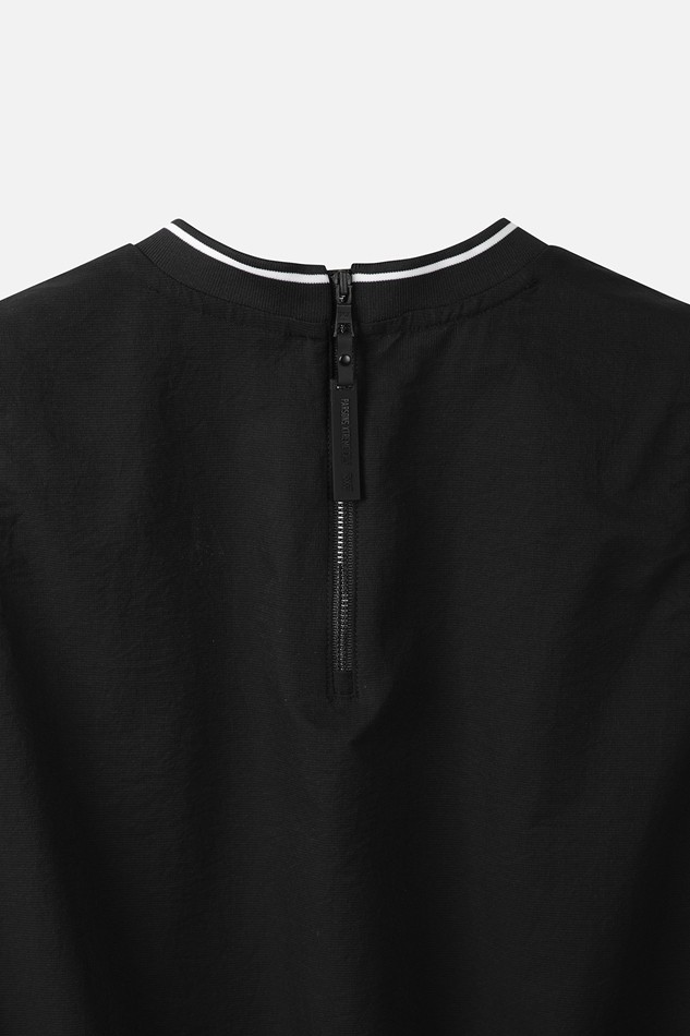 WOMEN AIRHOLE SLEEVELESS