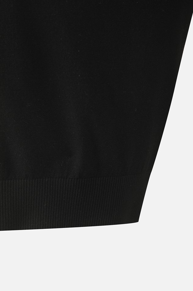 MEN COLLAR LAYERED SWEATER