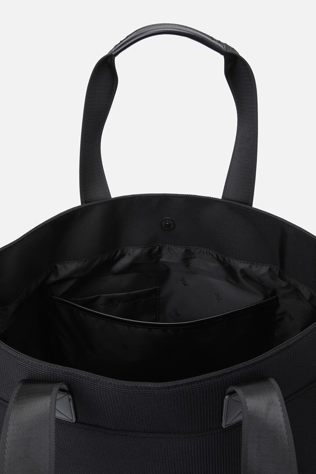 GIANT MESH COMFY BAG