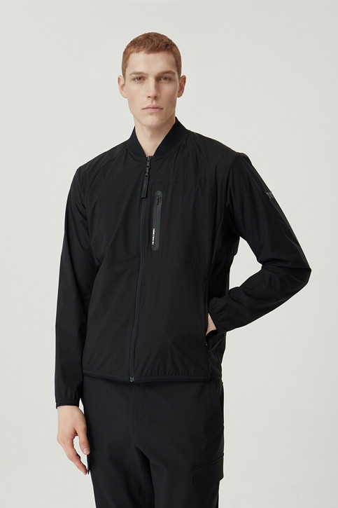 MEN PERFORMANCE LIGHT WEIGHT JACKET