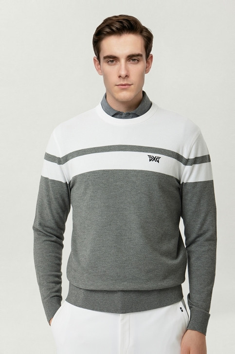 MEN COLOR BLOCKED ROUND NECK SWEATER