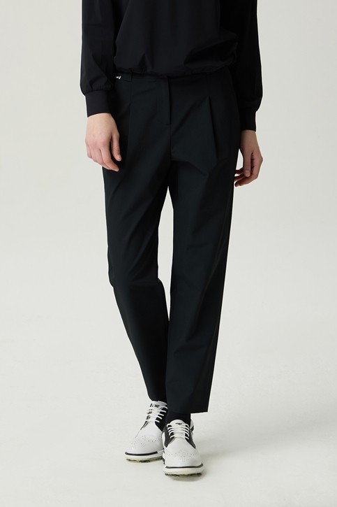 WOMEN TAPERED FIT PANTS