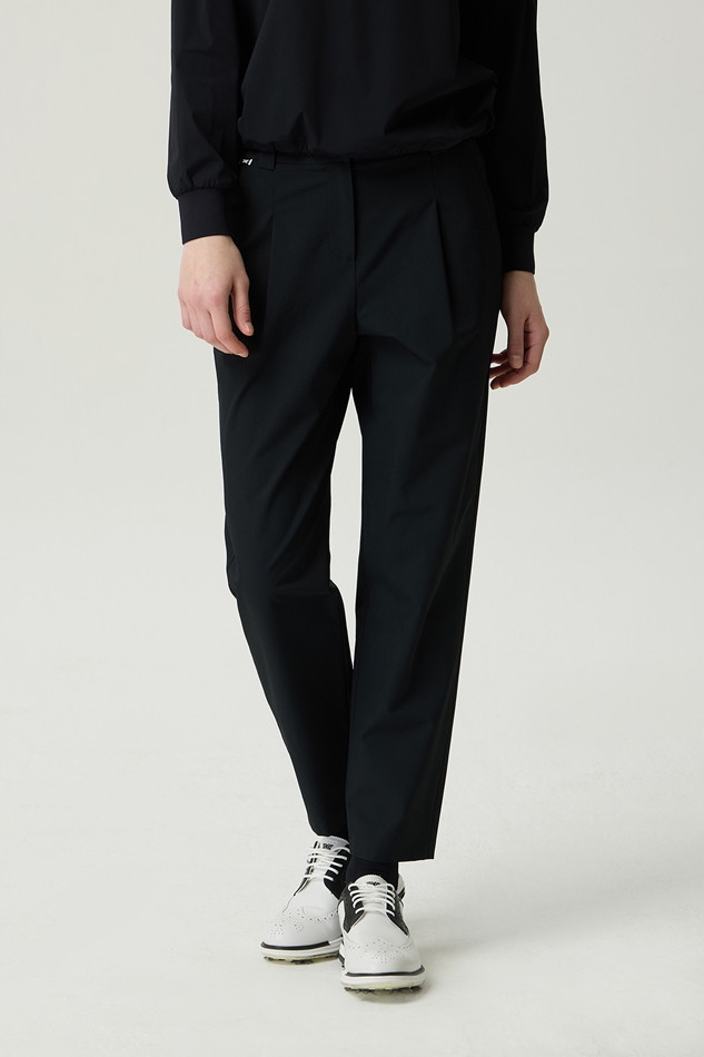 WOMEN TAPERED FIT PANTS