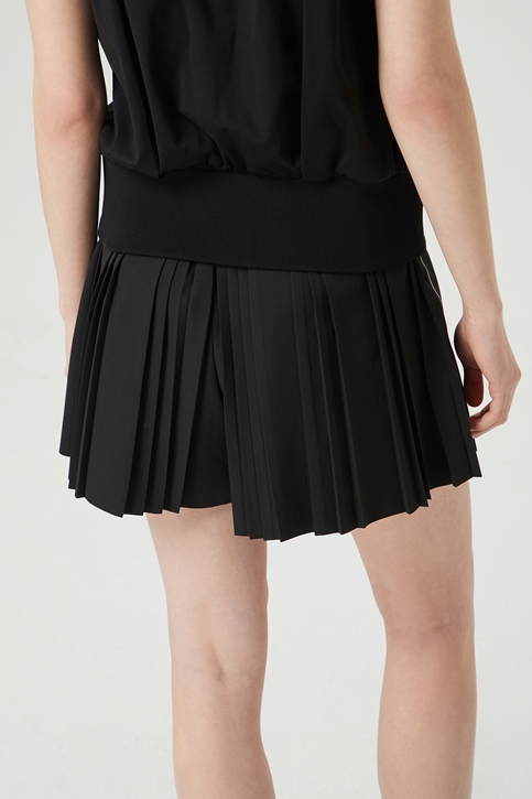 WOMEN SUMMER PLEATED SHORT PANTS