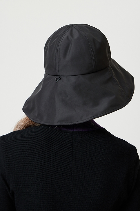 WOMEN ROUND BUCKET HAT