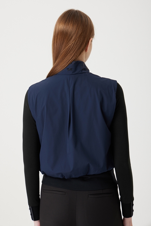 WOMEN ACTIVE SWING VEST