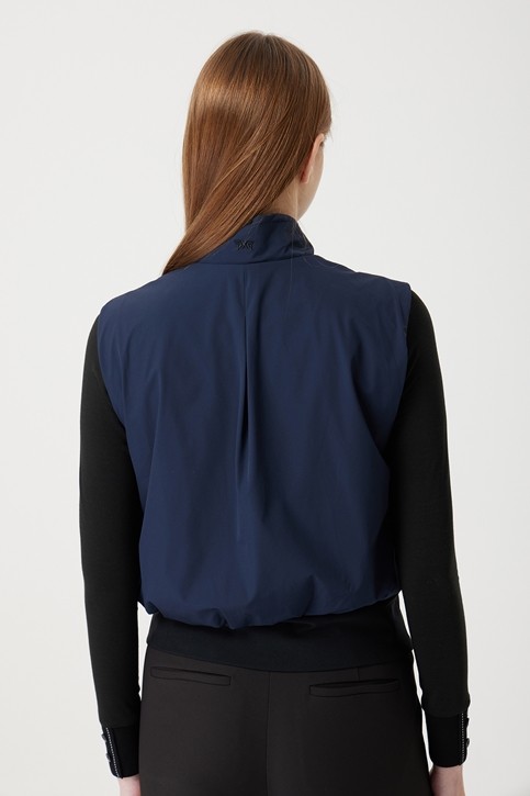 WOMEN ACTIVE SWING VEST