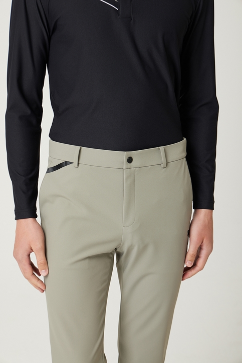 ESSETIAL PANTS
