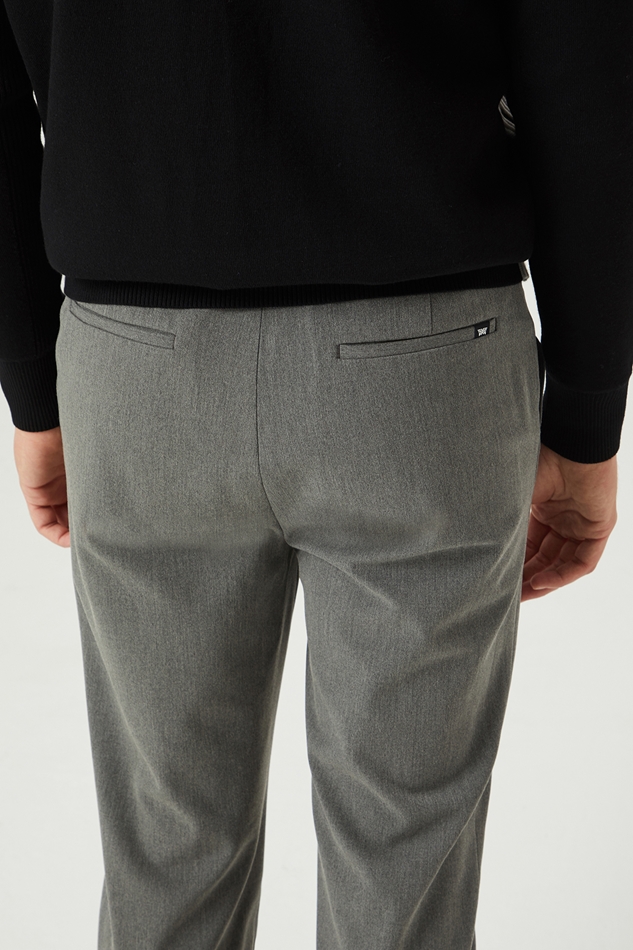 ROLL-UP PANTS