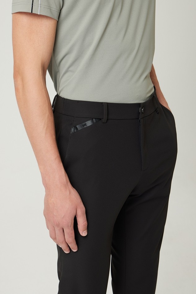 ESSETIAL PANTS