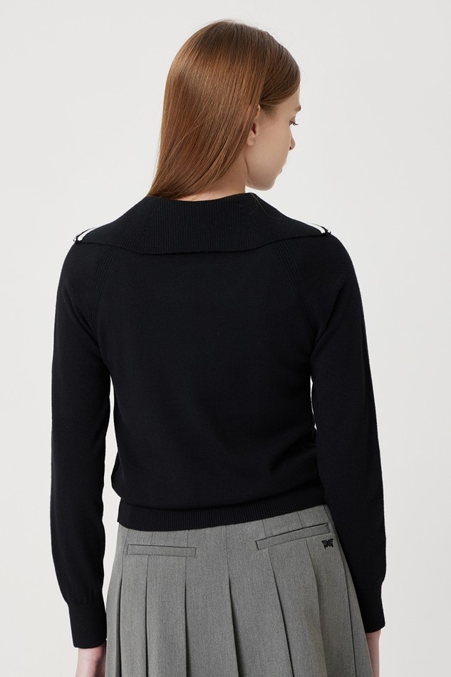 WOMEN NEW COLLAR SWEATER